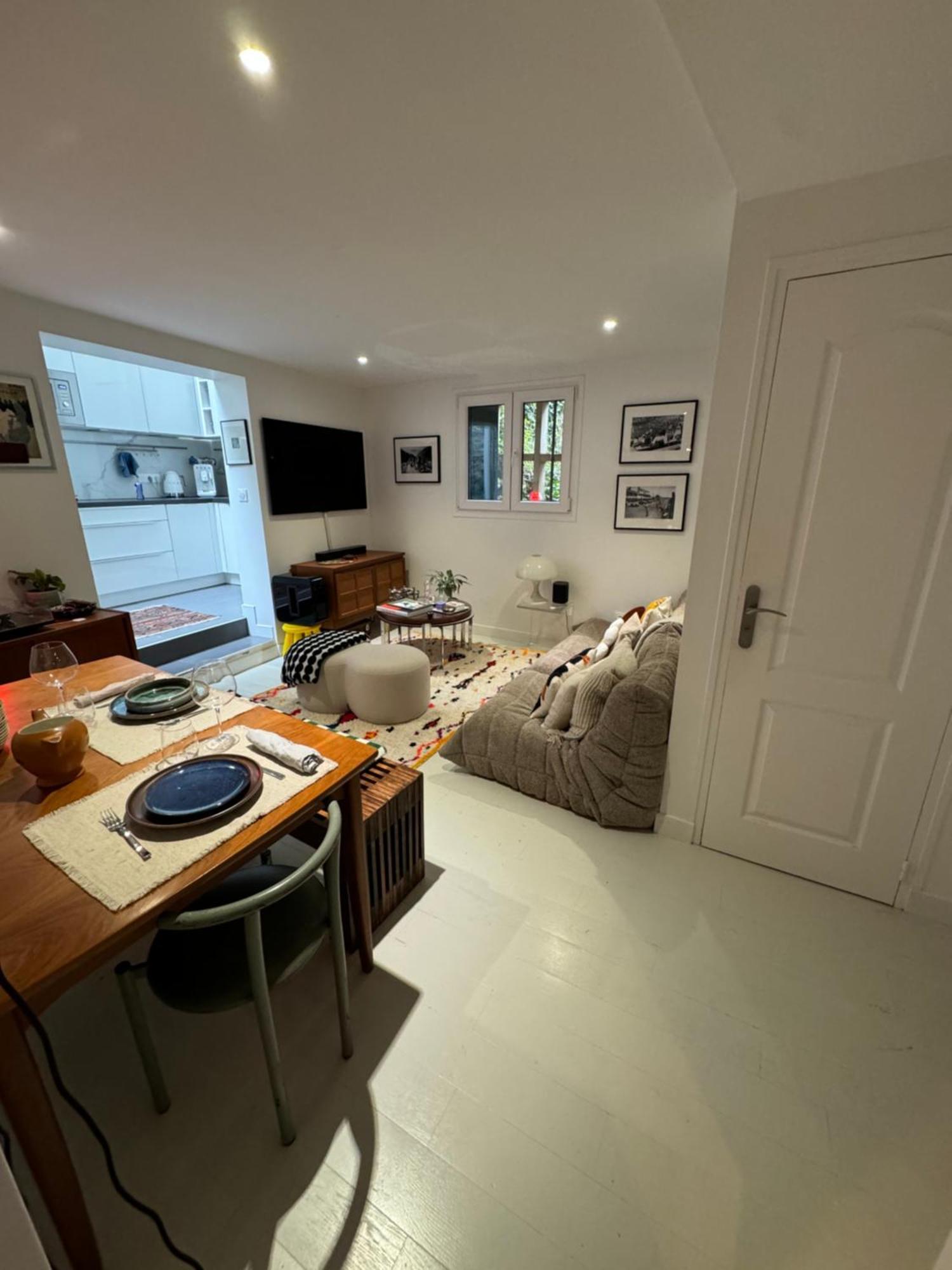 Montmartre Apartment Paris